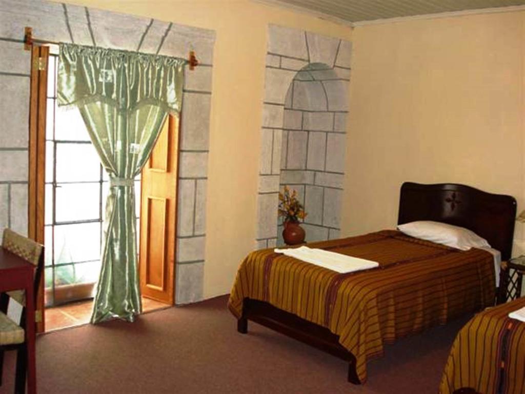 Hostal Casa Dona Mercedes Hotel Quetzaltenango Room photo